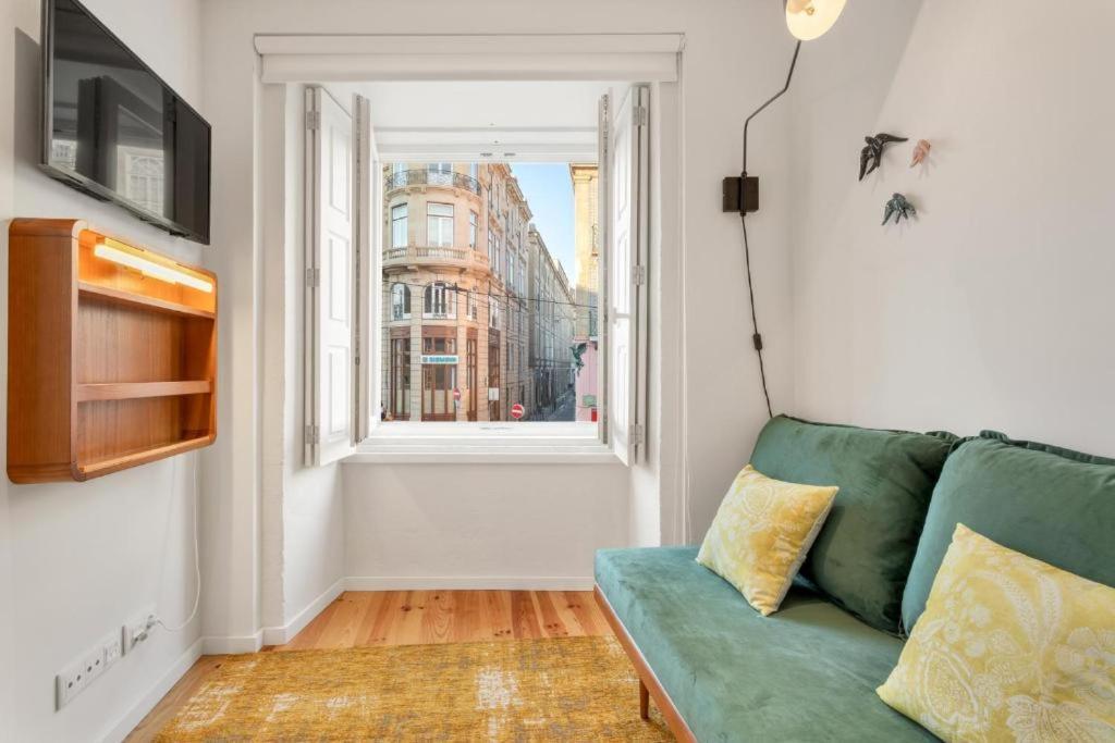 Host Wise - Lovely Shinny Flats With Balcony - Clerigos Porto Luaran gambar